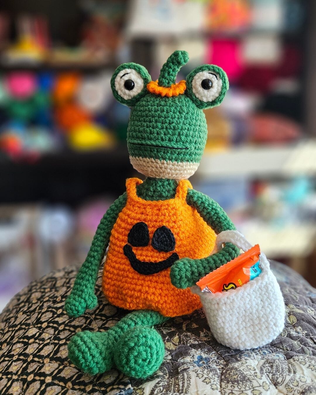 Free Crochet Pattern: Furlston Frog Halloween Accessories
